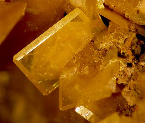 Wulfenite